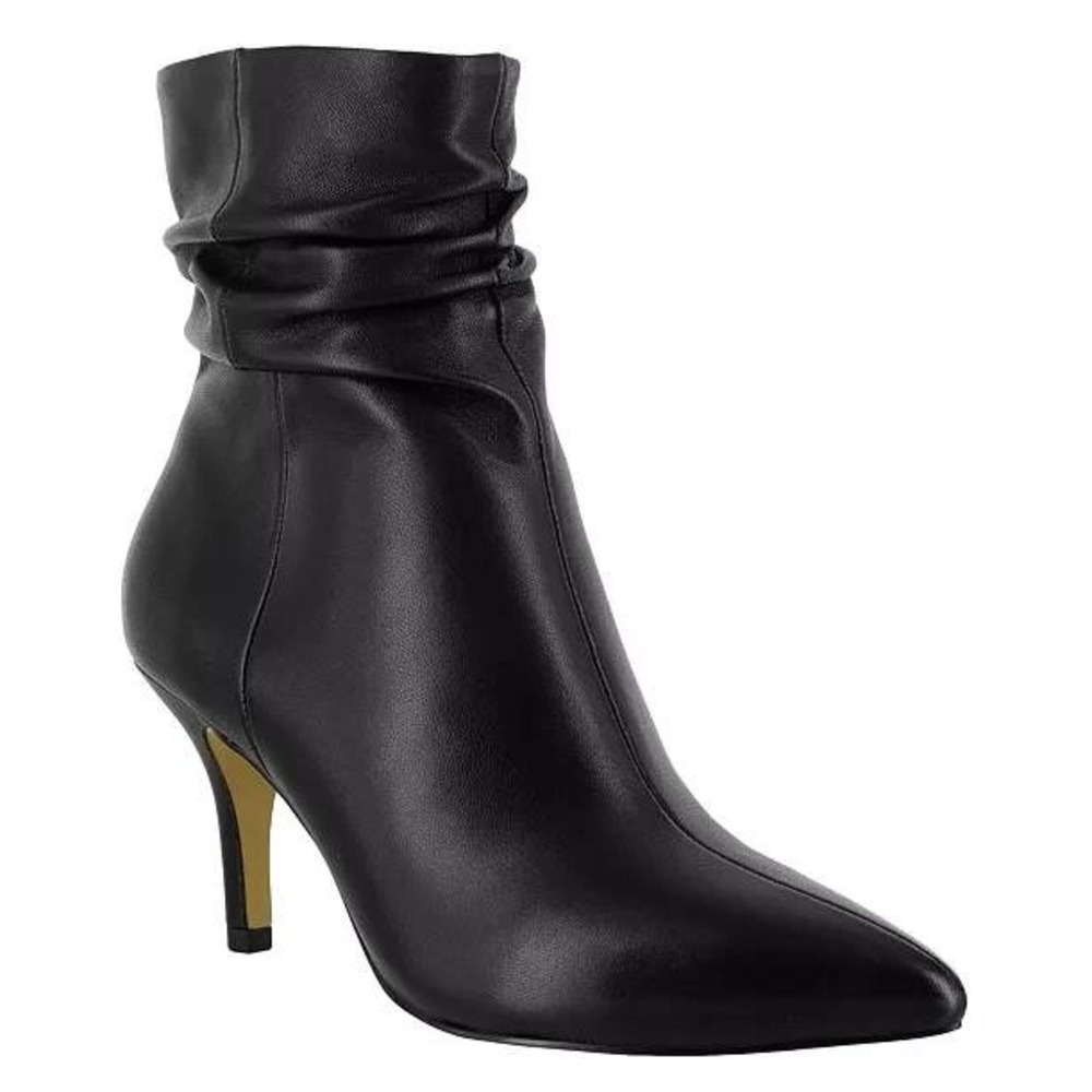 NWB Bella Vita Danielle Black Leather pointed toe Booties size 10 Narrow